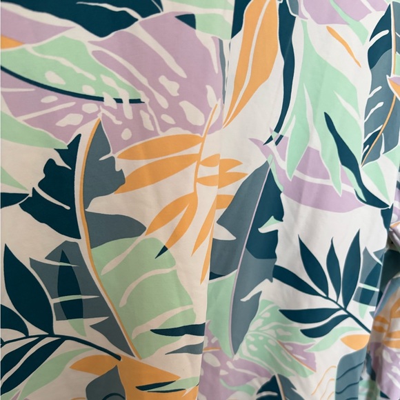 Roxy Rash guard - Picture 3 of 6